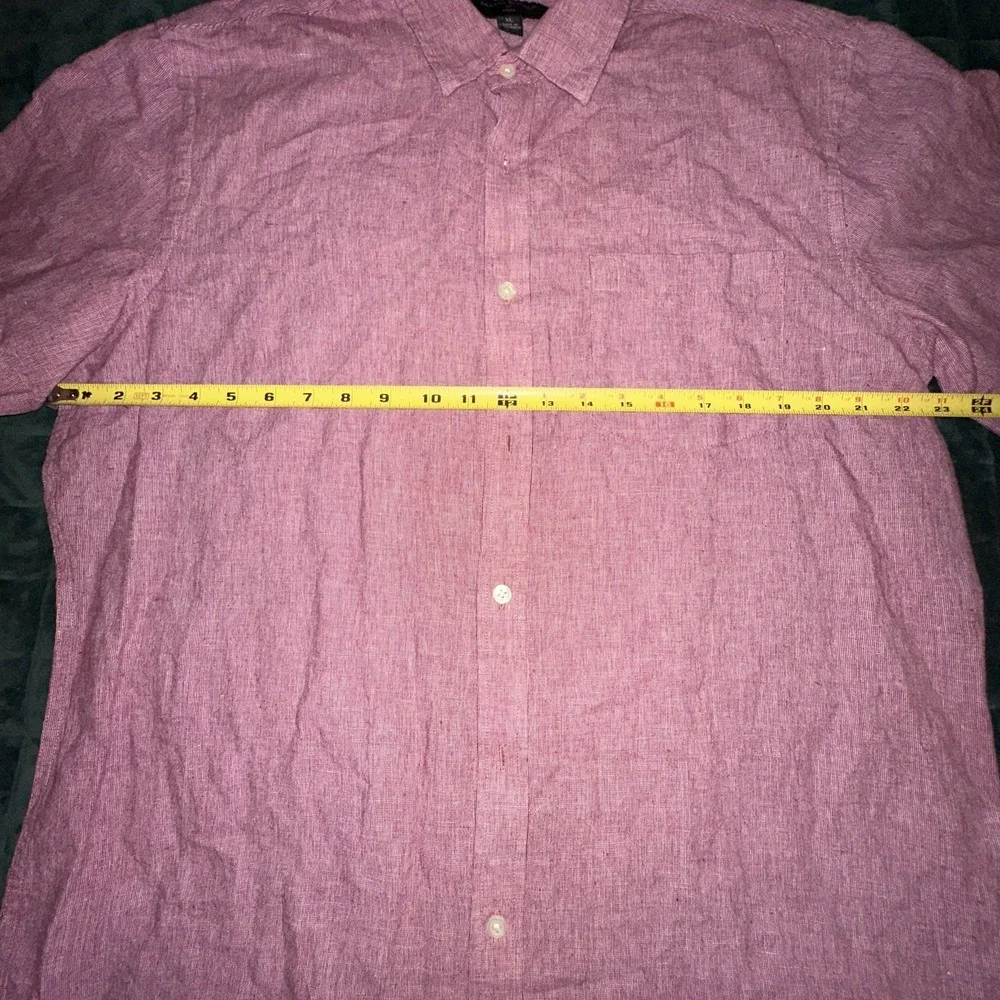 Banana Republic Mens Slim Fit Button Down Shirt Extra Large (XL) Red Classic